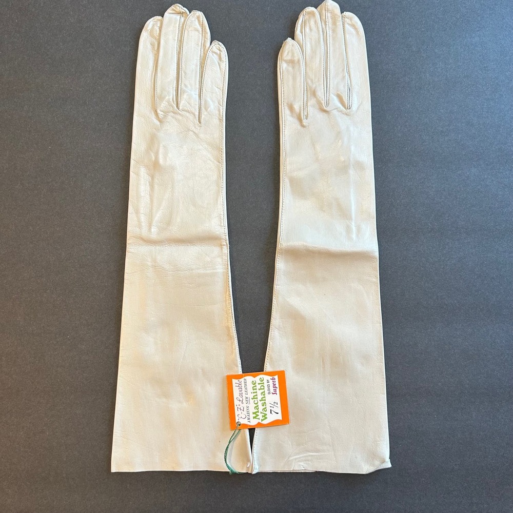 Vintage E Z Lavable By Superb Washable Leather Gloves Light Gray Size 7 1/2  NOS